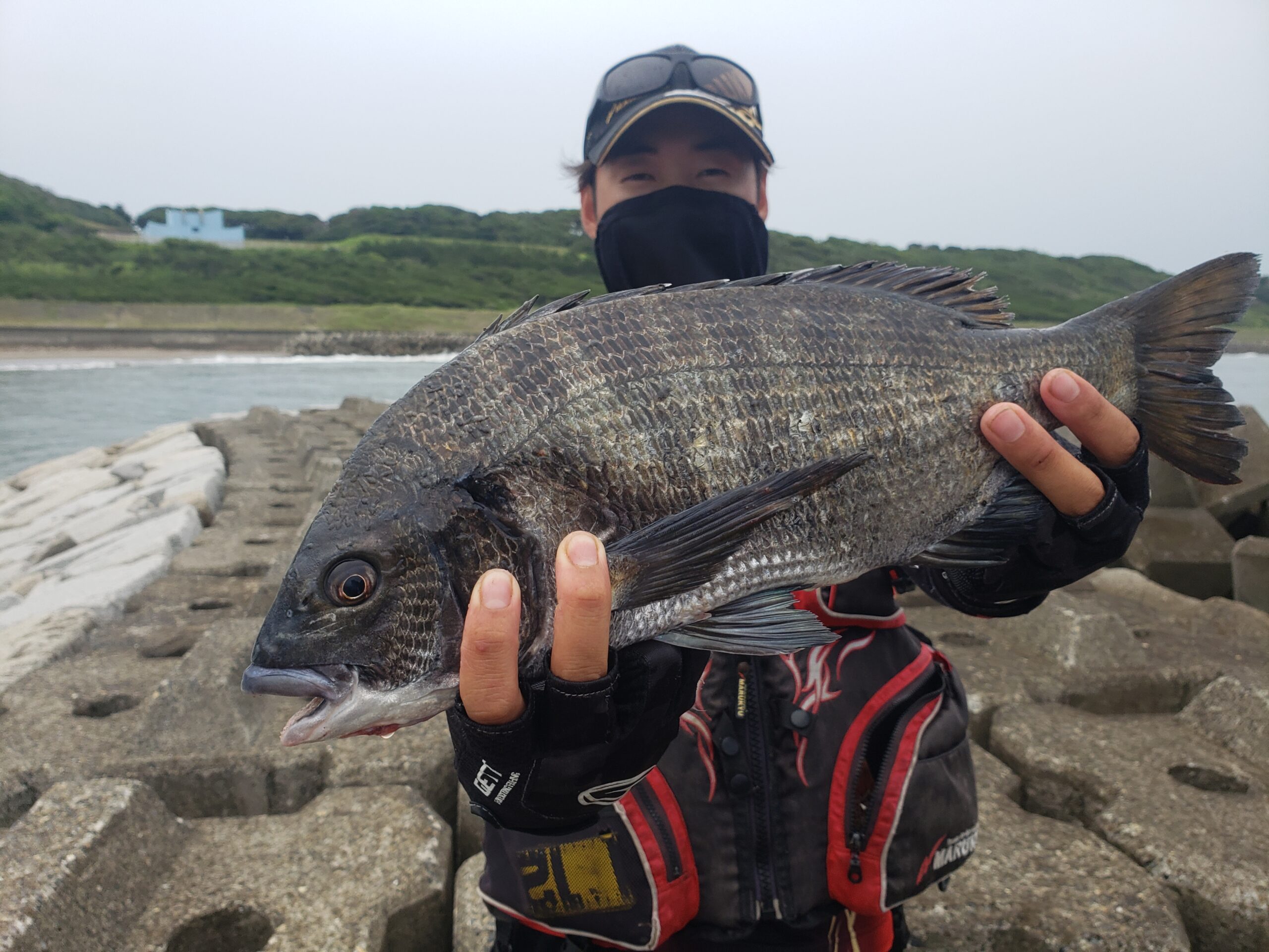 茨城県鹿島灘にて黒鯛釣り！